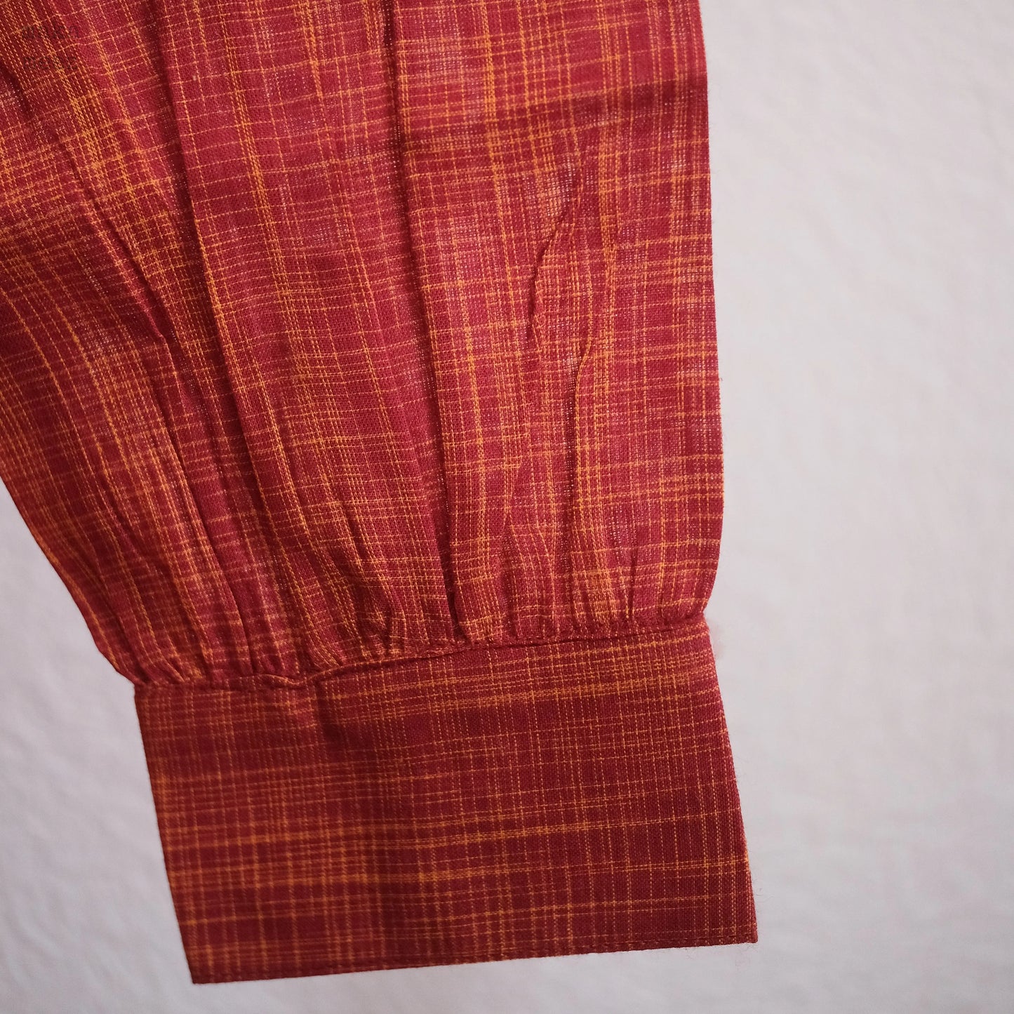 Lila Chemise Khadi - Red Makameez